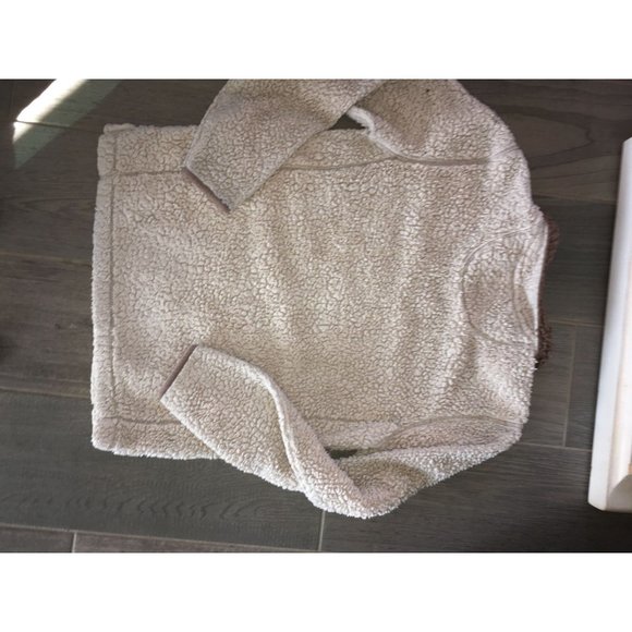 The Southern Shirt Company size Youth Large Teddy Fuzzy Sharpa Pullover with Nec - Picture 6 of 11